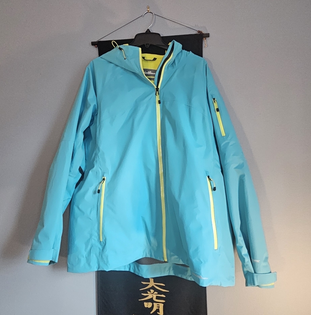 Eddie Bauer  First Ascent Women's Ski Outdoor Jacket NWOT 2Xl